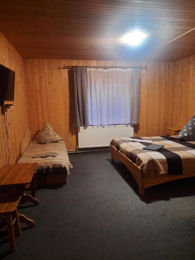 Hotel Novoe Shale Jablunytsja Eksteriør bilde