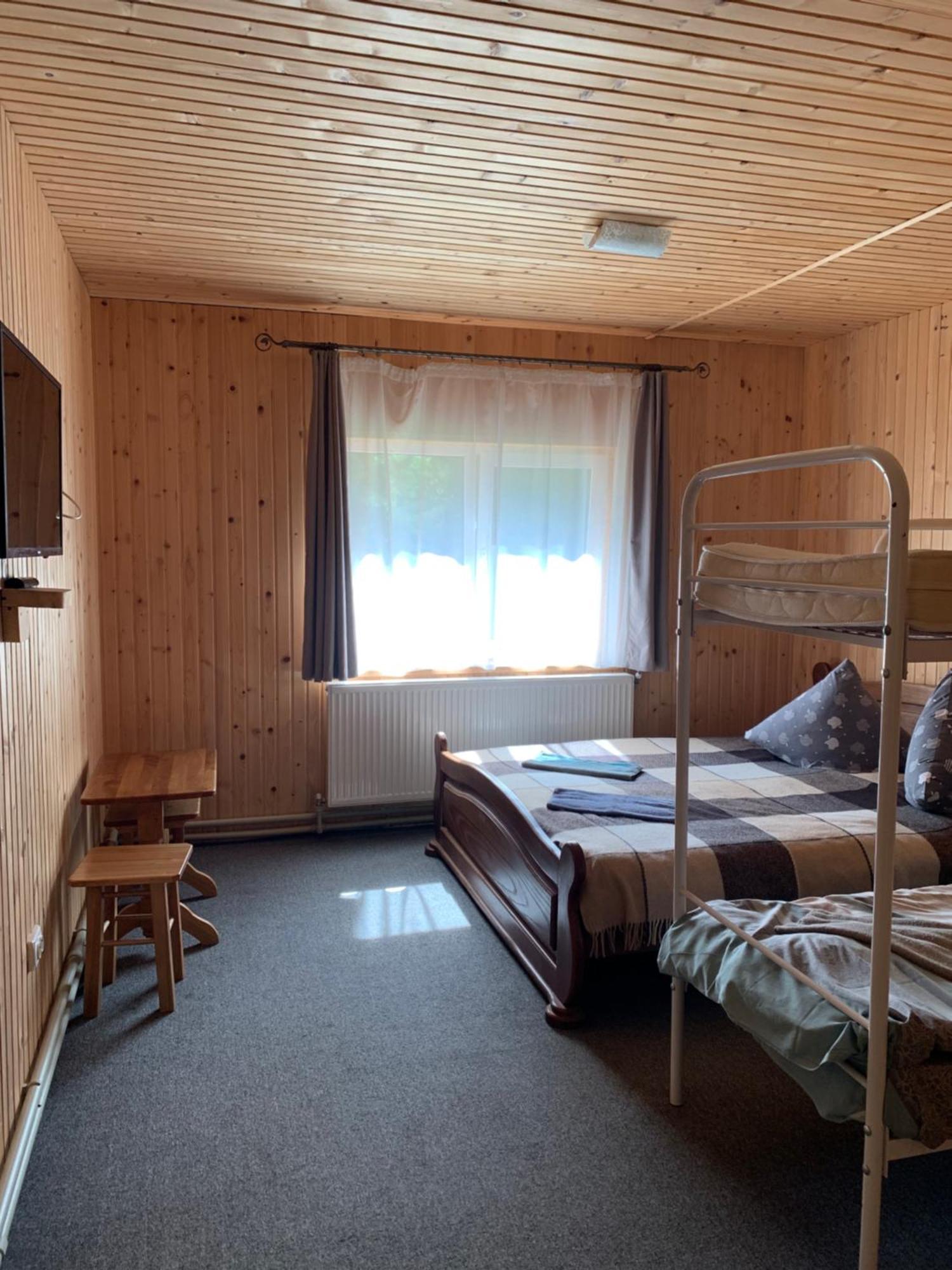 Hotel Novoe Shale Jablunytsja Eksteriør bilde