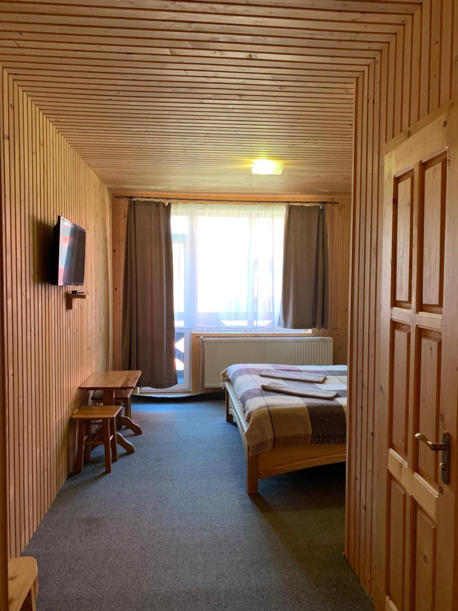 Hotel Novoe Shale Jablunytsja Eksteriør bilde