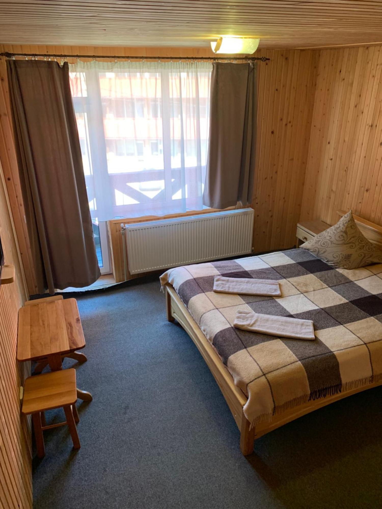 Hotel Novoe Shale Jablunytsja Eksteriør bilde