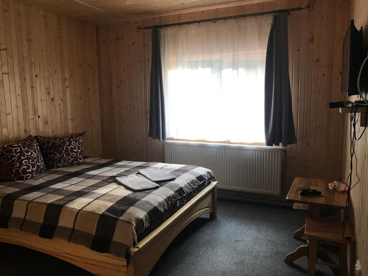 Hotel Novoe Shale Jablunytsja Eksteriør bilde